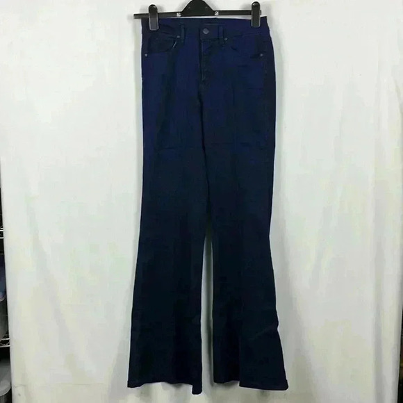 Fade to Blue Women’s Flare Jeans Dark Wash 6 Pockets  Button/Fly Front Trendy - Picture 1 of 11